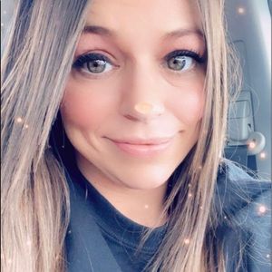 Meet your Posher, Nichole